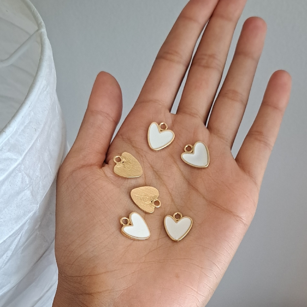 Elegant Gold and White Heart Charms Set 5